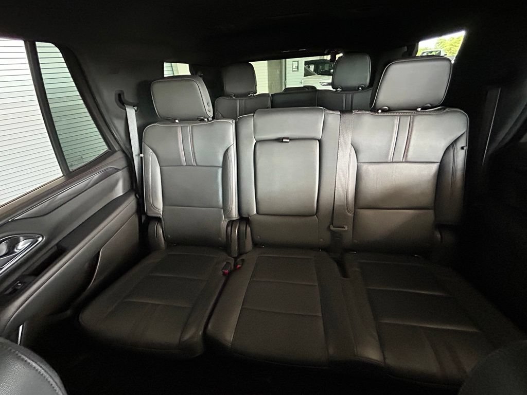 Used 2023 Chevrolet Tahoe RST RWD image 13
