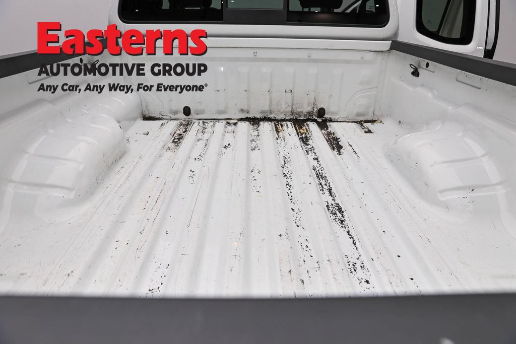 Used 2021 Nissan Frontier SV AWD/4WD image 9