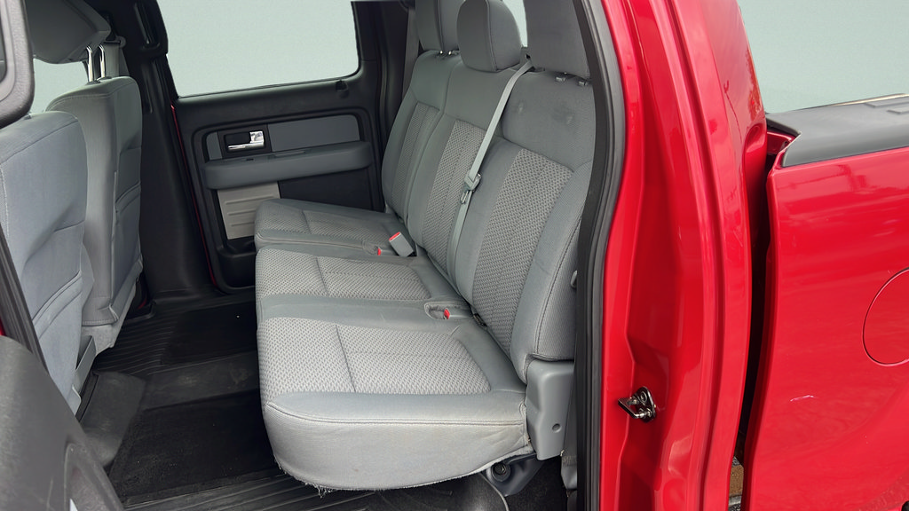 Used 2012 Ford F150 XLT w/ XLT Chrome Pkg AWD/4WD image 8