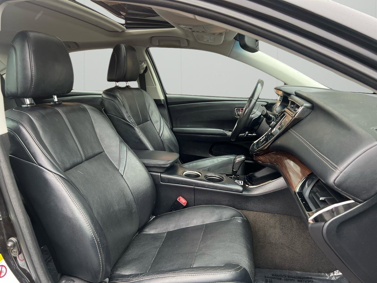Used 2013 Toyota Avalon Limited w/ Technology Pkg FWD image 21