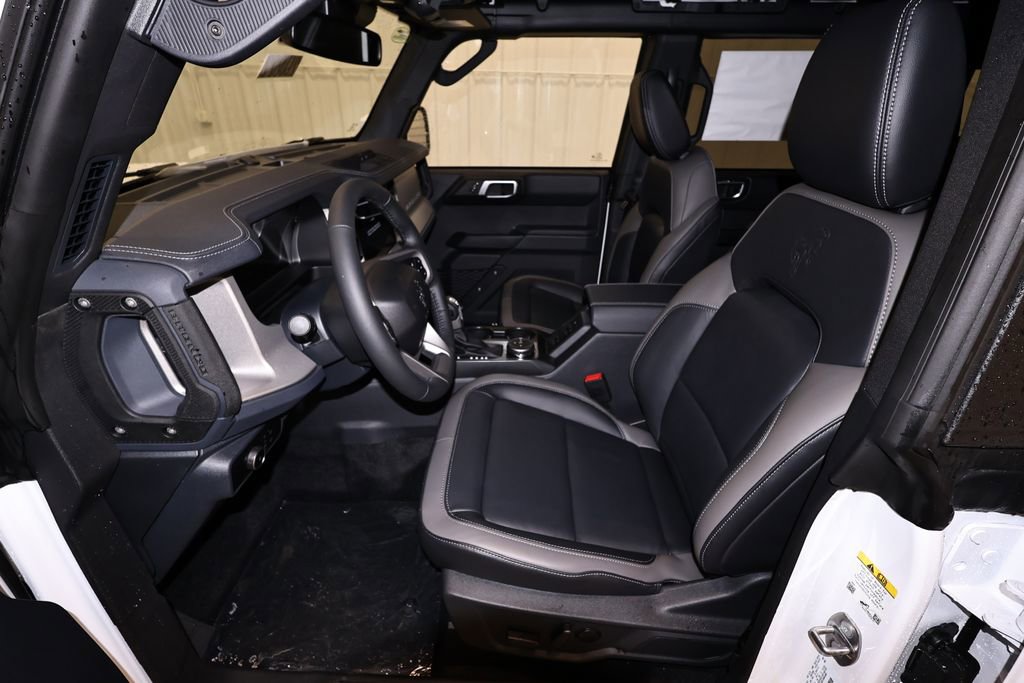 New 2026 Ford Bronco Outer Banks AWD/4WD image 11