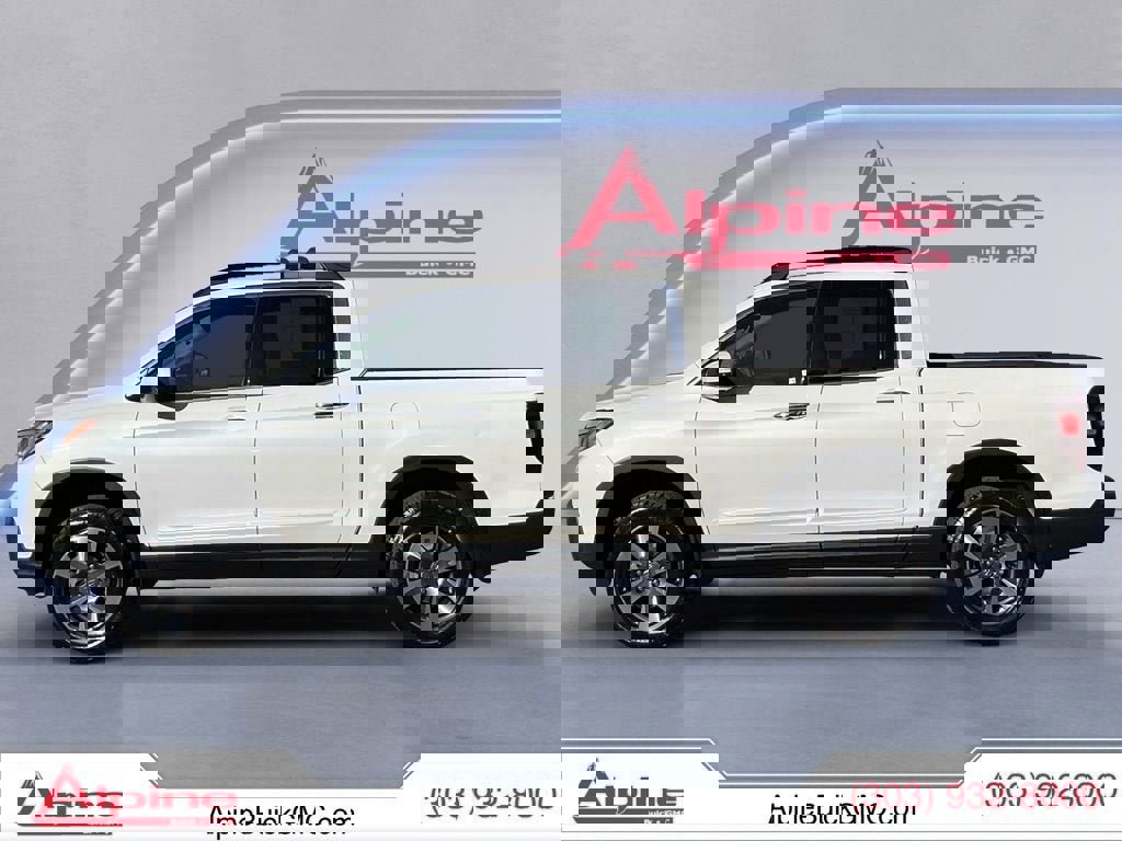 Used 2017 Honda Ridgeline RTL-E image 2