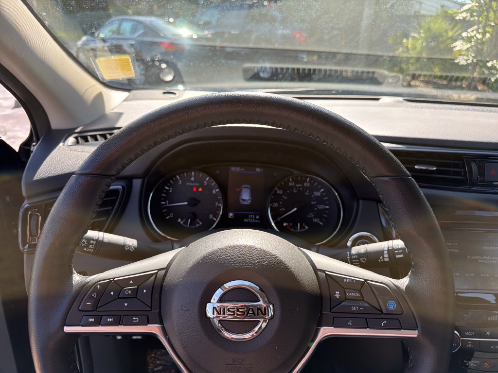 Used 2022 Nissan Rogue Sport SV w/ Technology Package AWD/4WD image 20