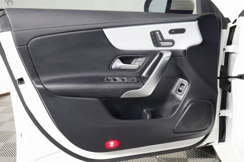 Certified 2023 Mercedes-Benz CLA 250 image 11