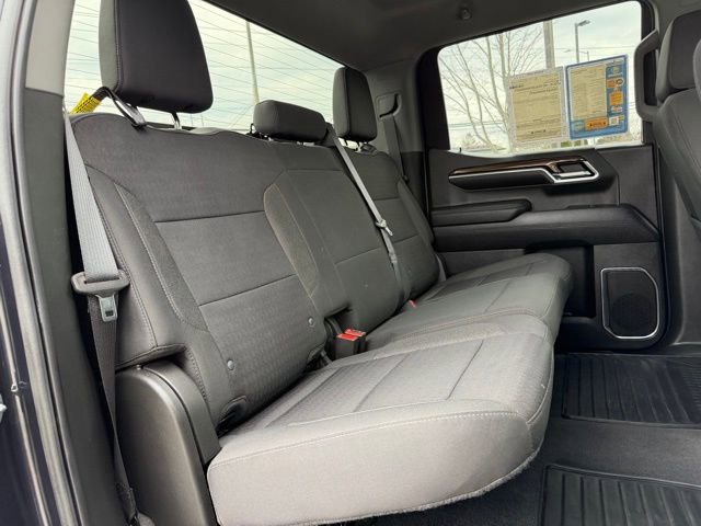 Used 2022 Chevrolet Silverado 1500 LT image 40