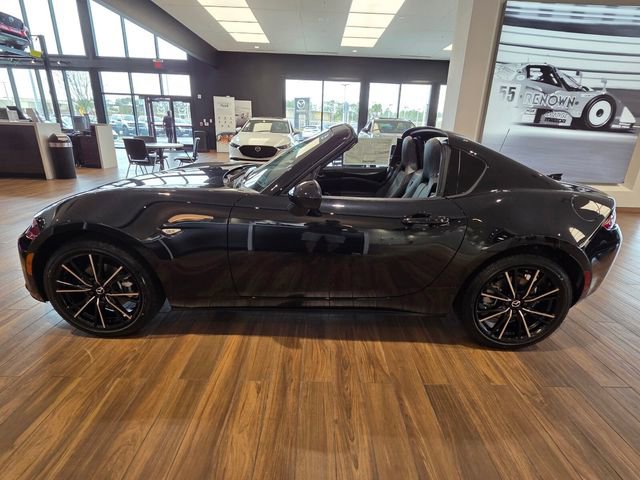 New 2026 MAZDA MX-5 Miata RF Grand Touring RWD image 2