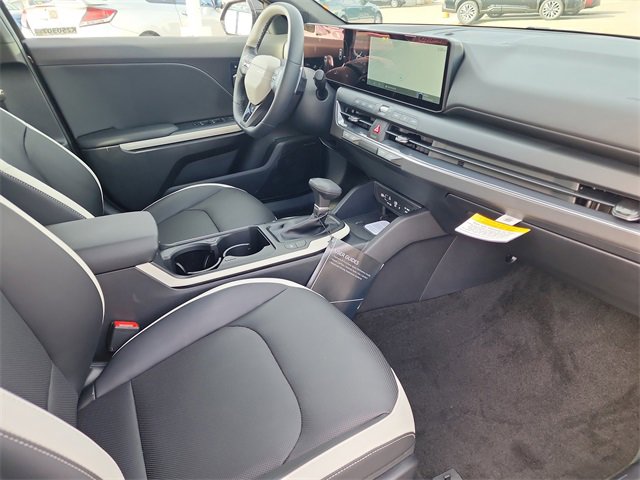 New 2025 Kia K4 GT-Line image 16