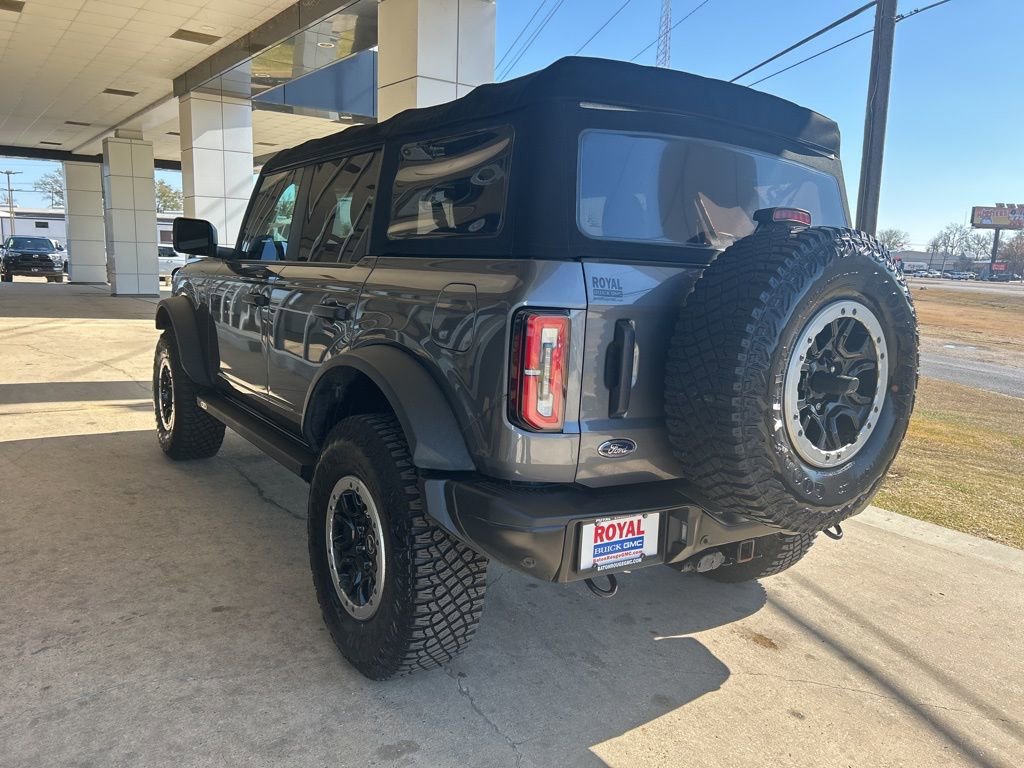 Used 2021 Ford Bronco Badlands image 7