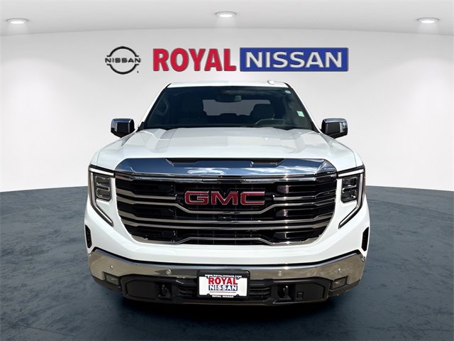 Used 2022 GMC Sierra 1500 SLT w/ SLT Premium Plus Package image 2