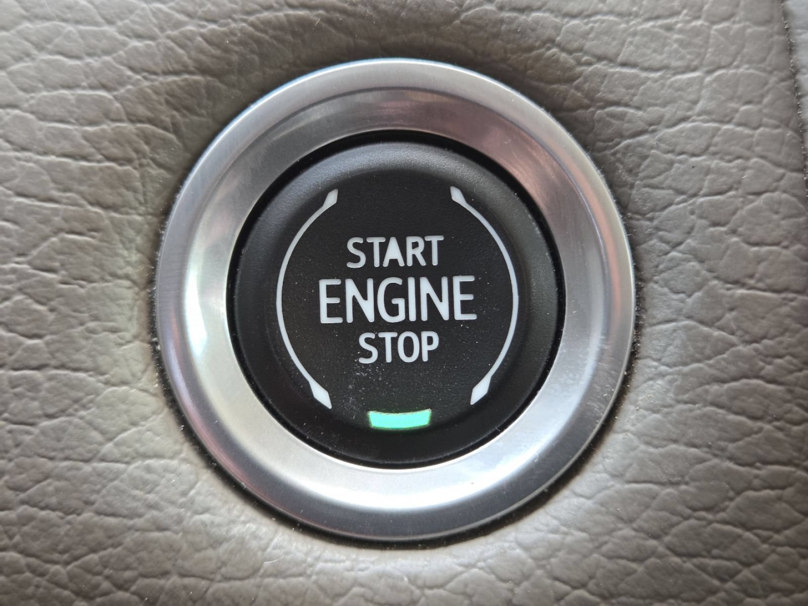 Used 2022 GMC Yukon Denali AWD/4WD image 11