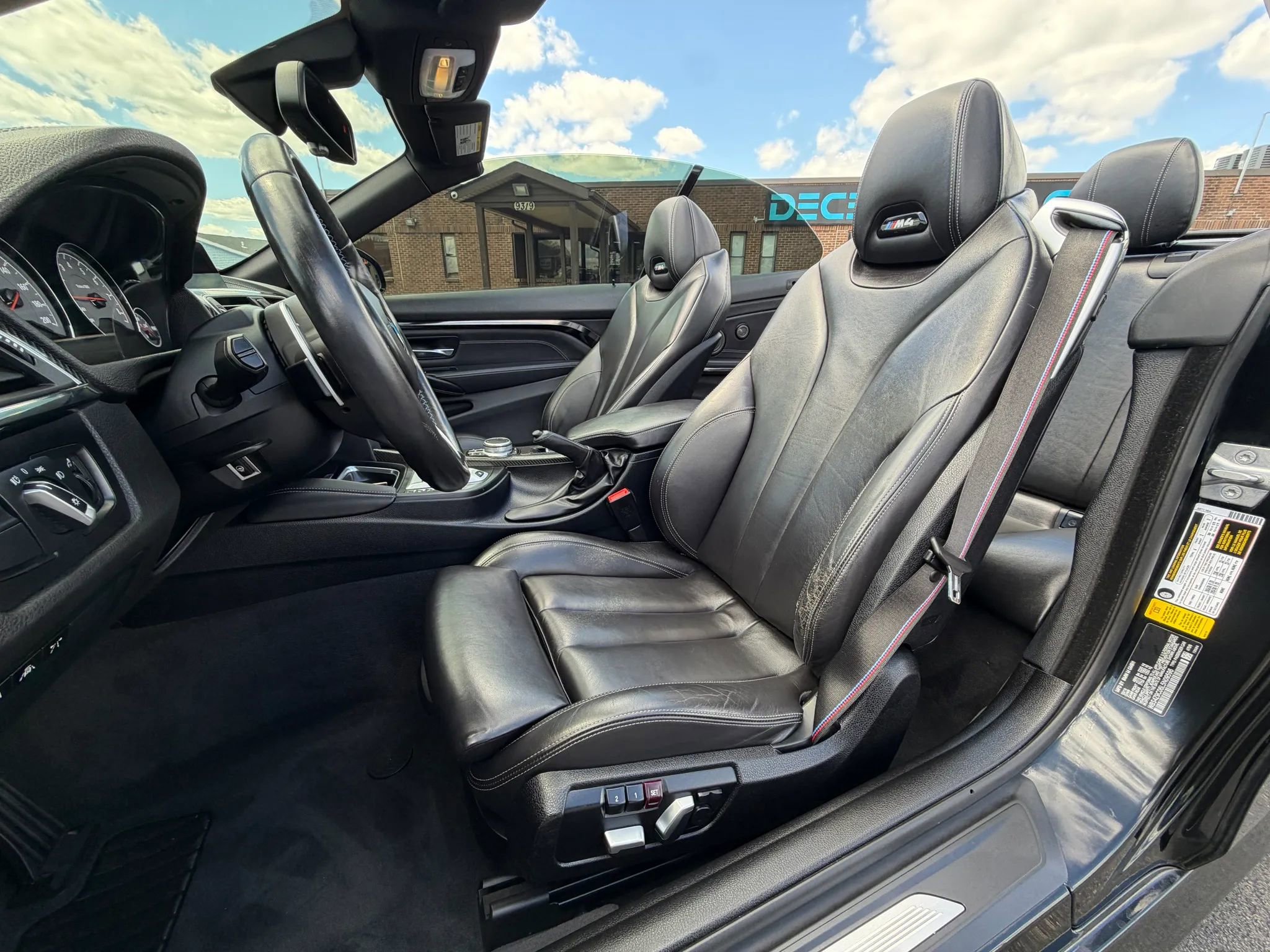 Used 2020 BMW M4 Convertible w/ Competition Package RWD image 16