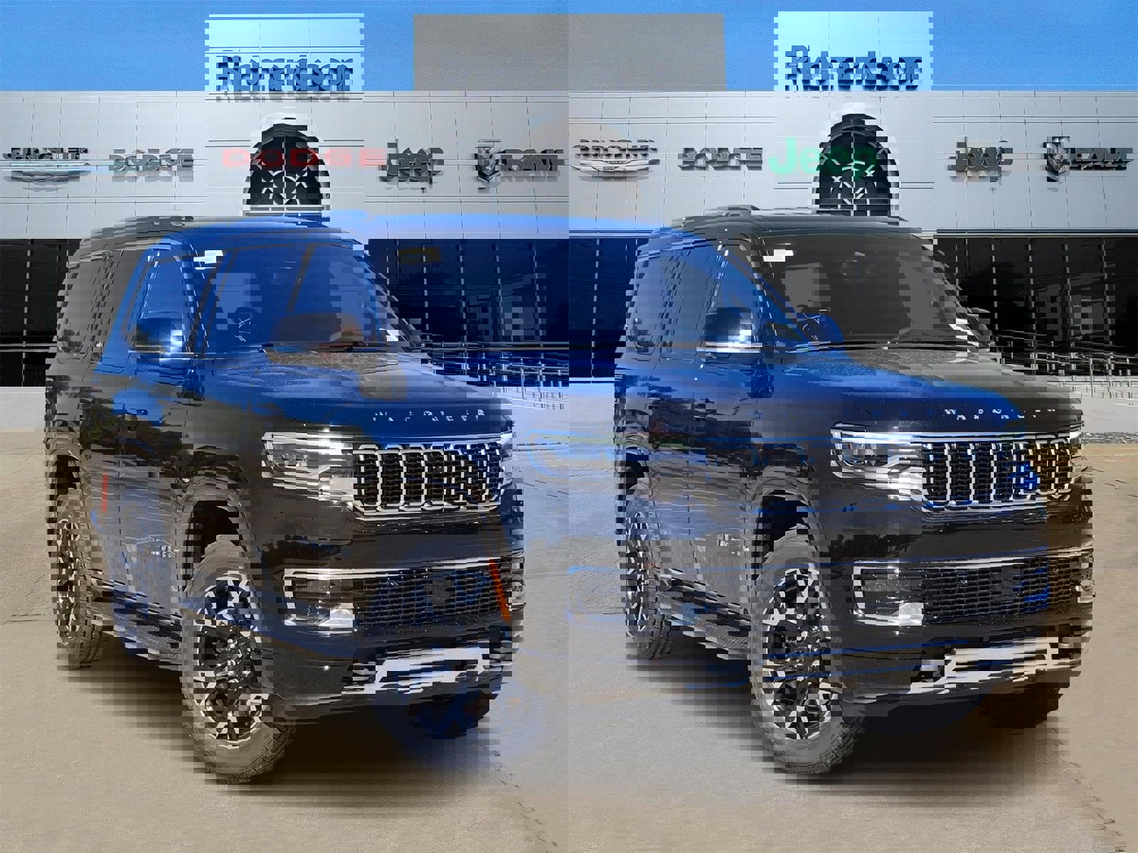 New 2025 Jeep Wagoneer 4WD