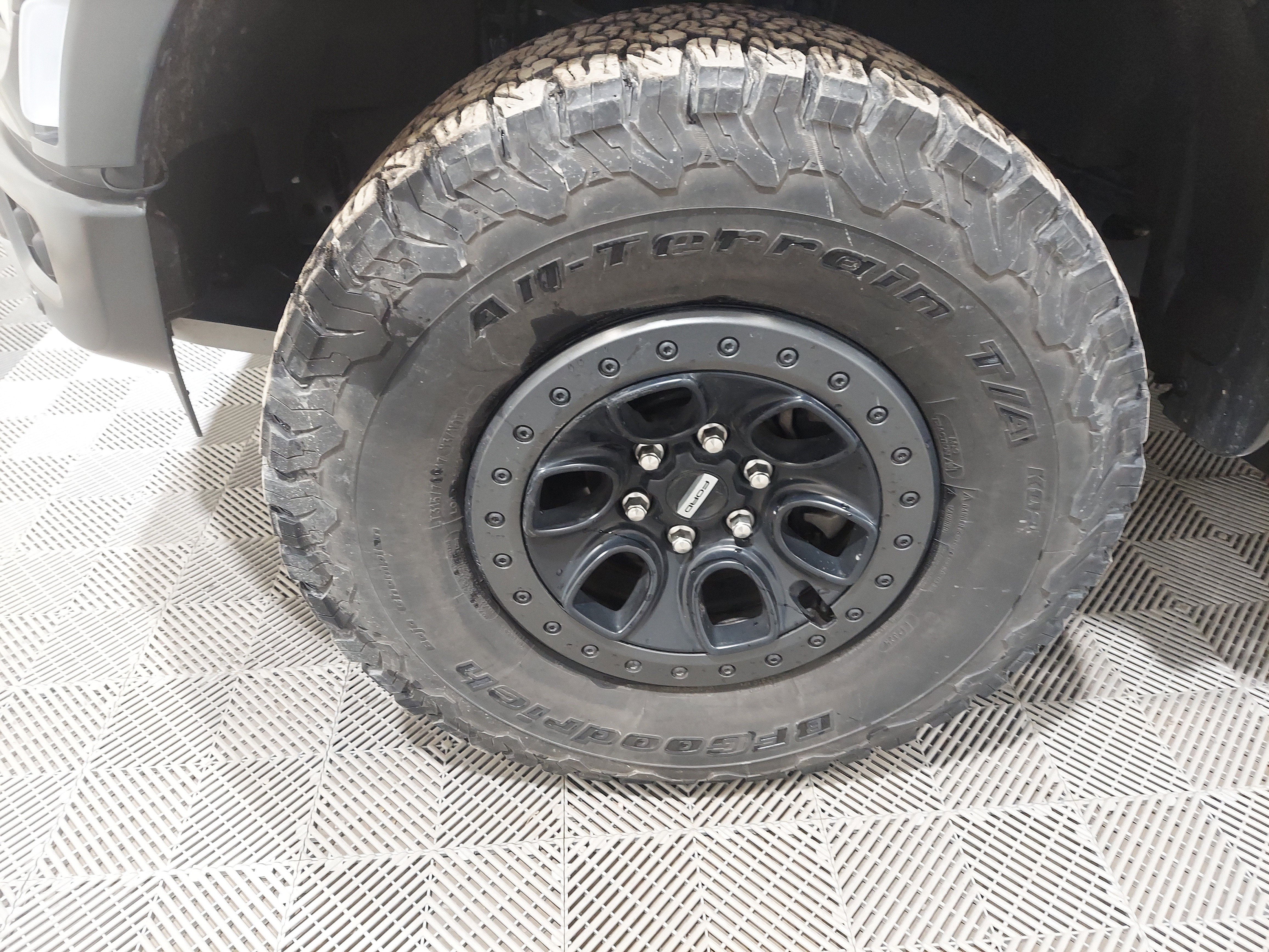 Used 2023 Ford F150 Raptor w/ Raptor Carbon Fibre Package AWD/4WD image 7