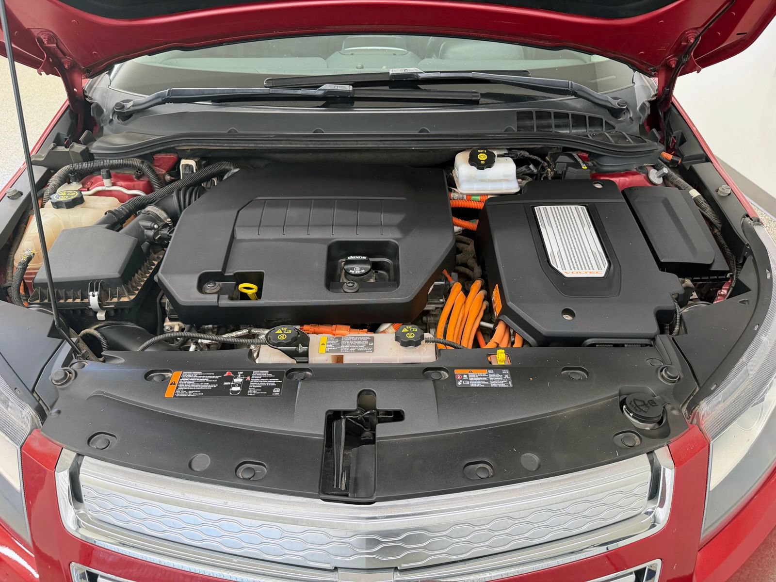 Used 2015 Chevrolet Volt Premium w/ Premium Trim Package FWD image 24