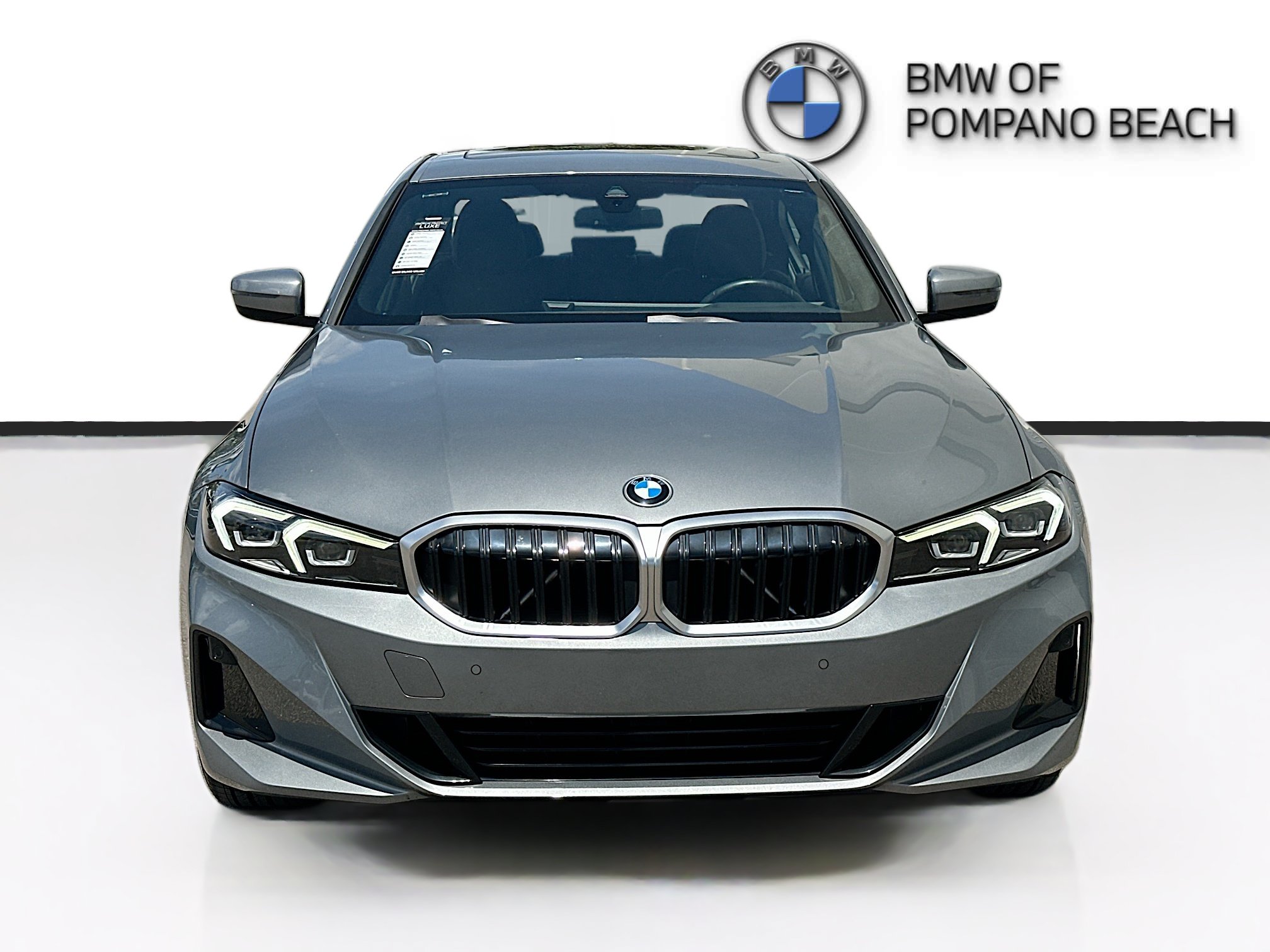 Used 2024 BMW 330i Sedan w/ Premium Package RWD image 2