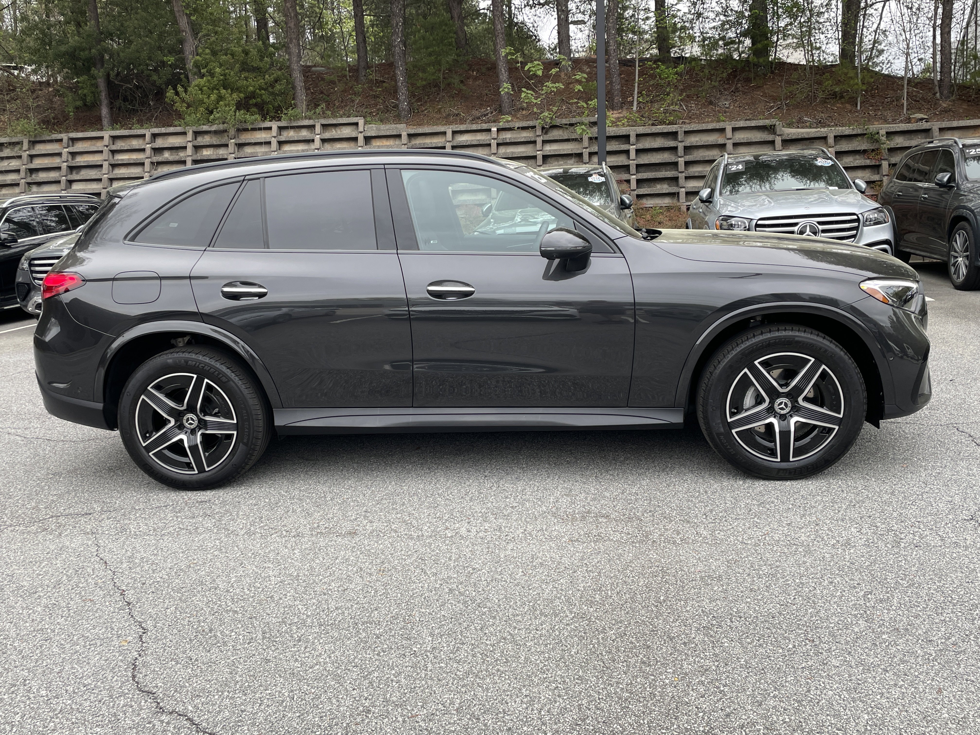 Certified 2025 Mercedes-Benz GLC 300 image 5