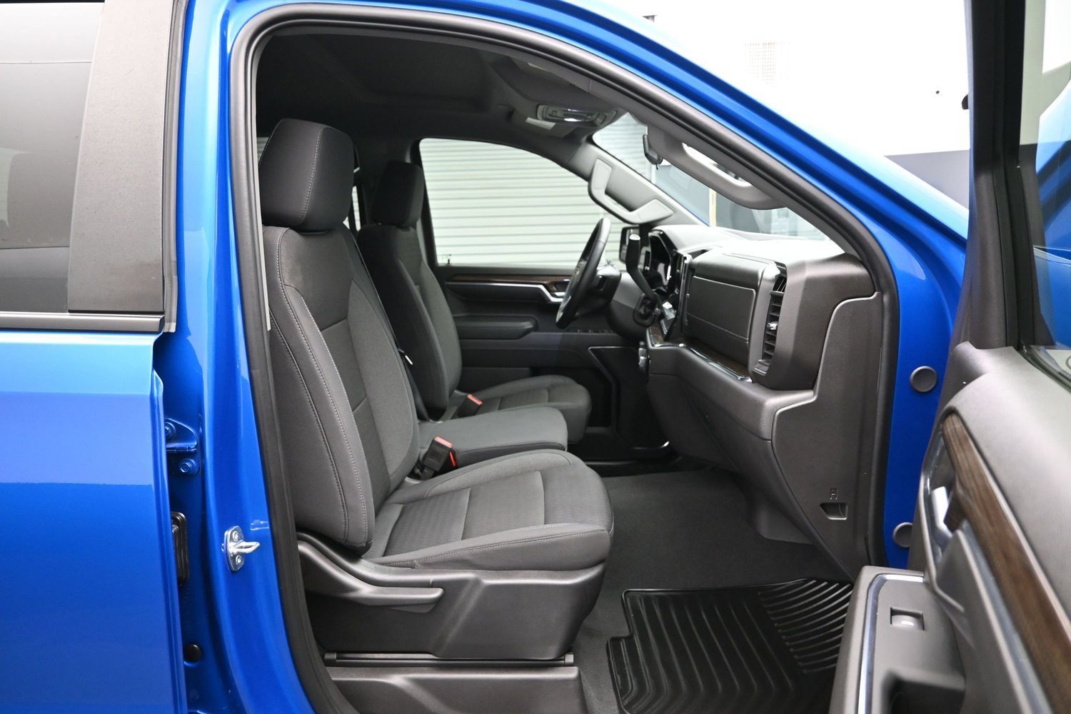 Used 2024 Chevrolet Silverado 1500 LT w/ Texas Edition Plus AWD/4WD image 42