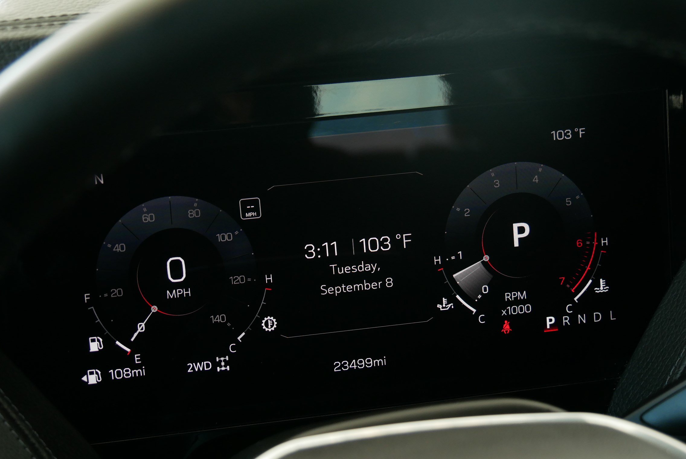 Used 2025 GMC Yukon Denali w/ Sun & Power Step Package AWD/4WD image 17