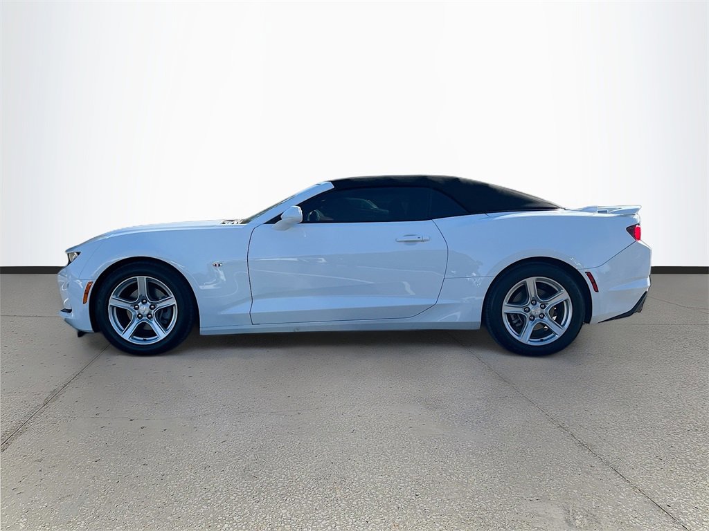 Used 2023 Chevrolet Camaro LT image 4