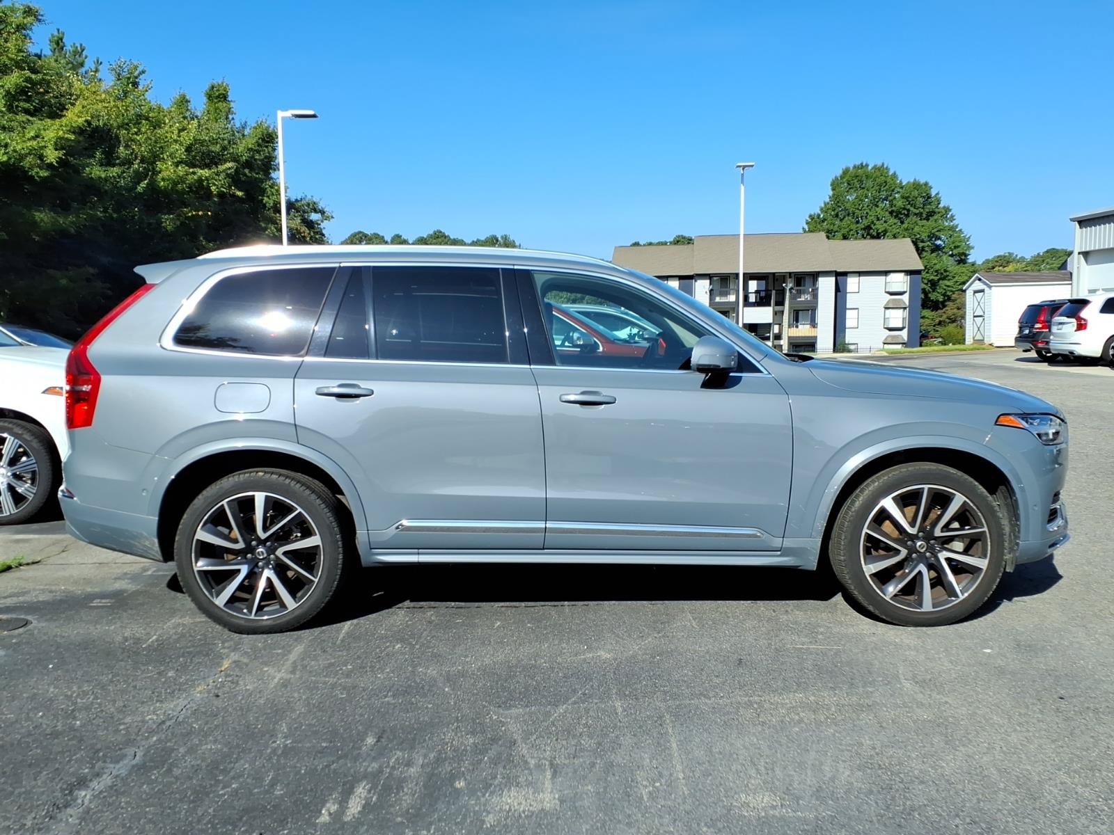 Used 2023 Volvo XC90 B5 Plus w/ Protection Package Premier AWD/4WD image 3