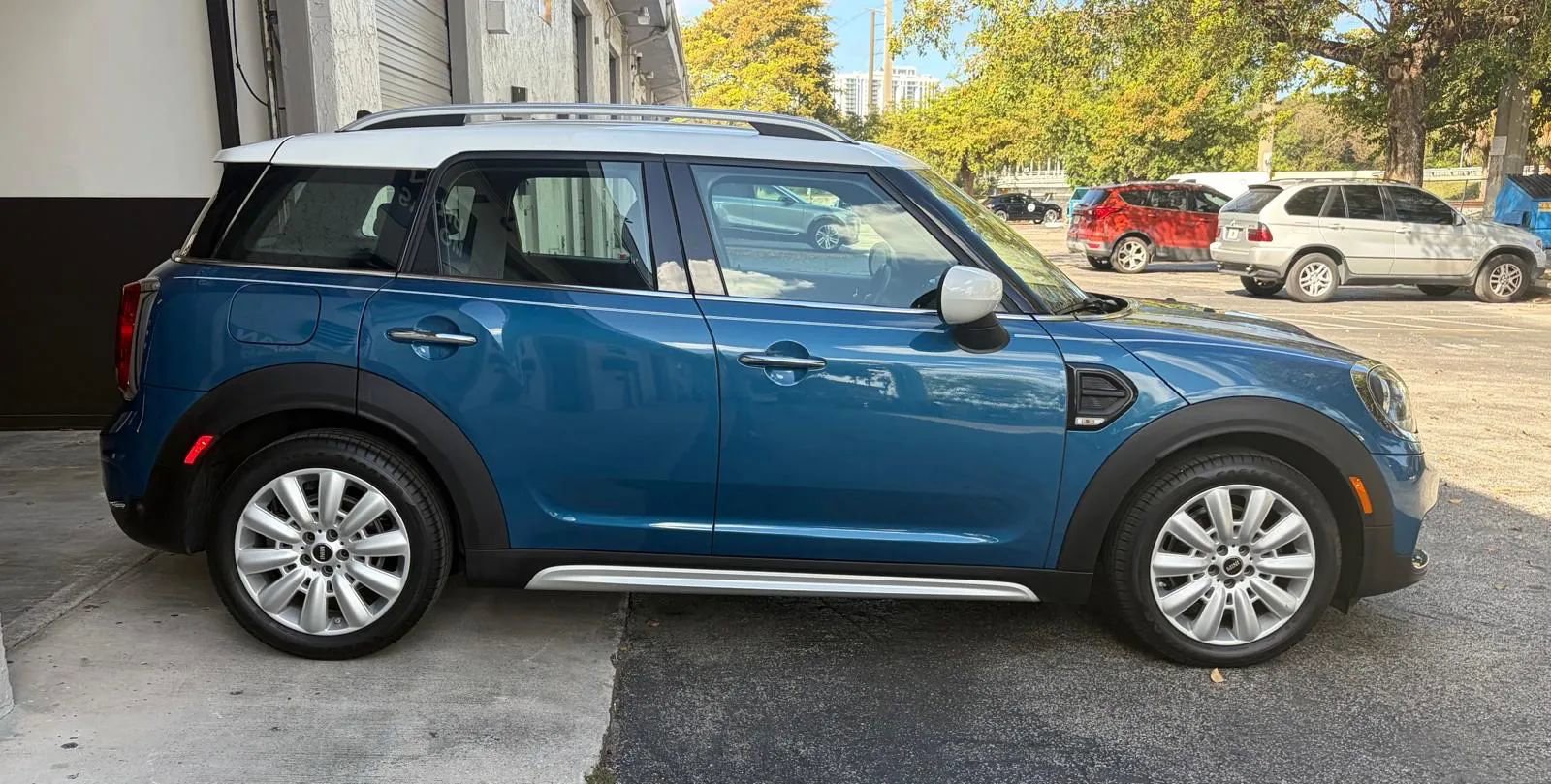 Used 2020 MINI Cooper Countryman image 3