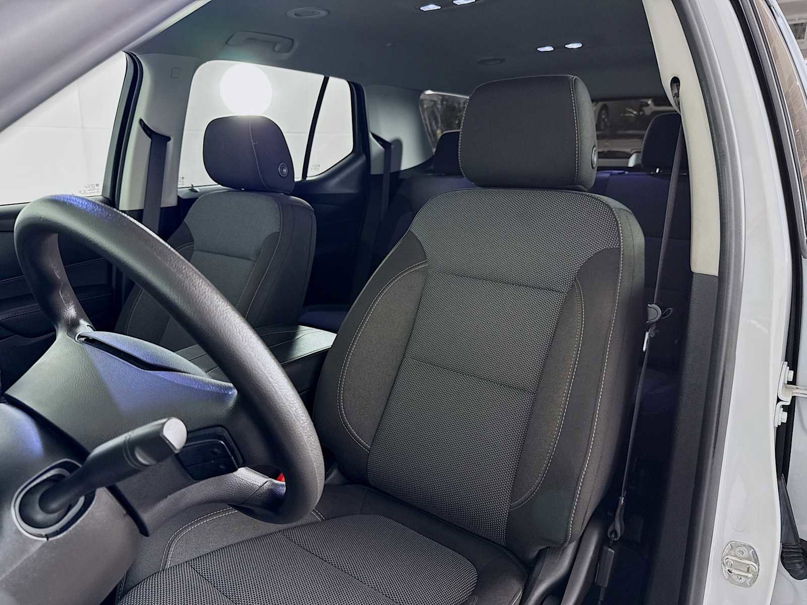 Used 2019 Chevrolet Traverse LS AWD/4WD image 10