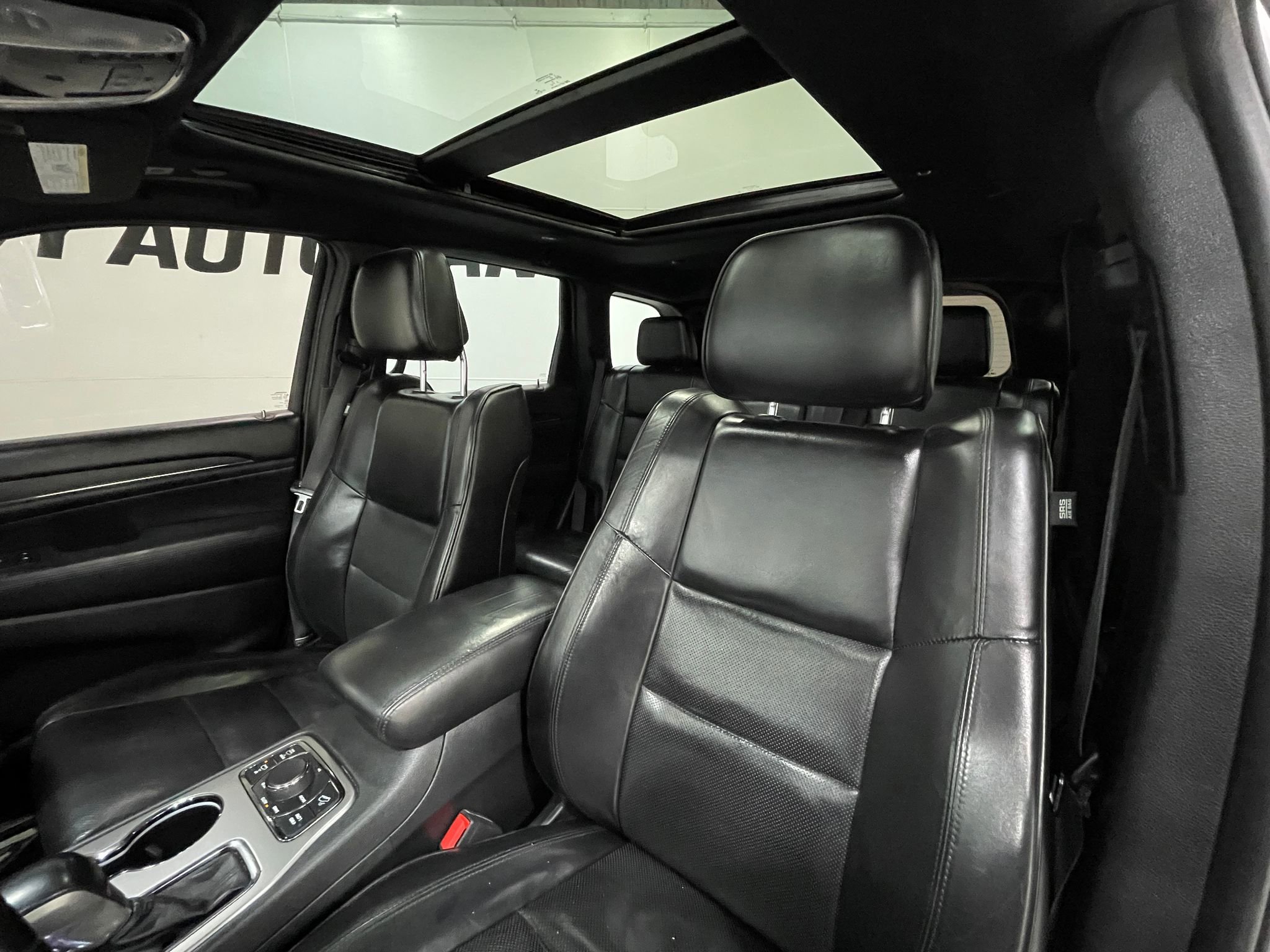 Used 2020 Jeep Grand Cherokee High Altitude AWD/4WD image 14