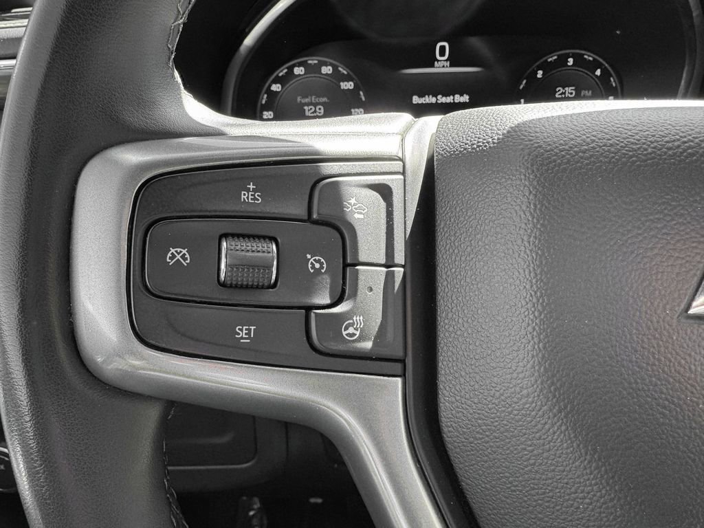 Used 2023 Chevrolet Suburban Premier image 19