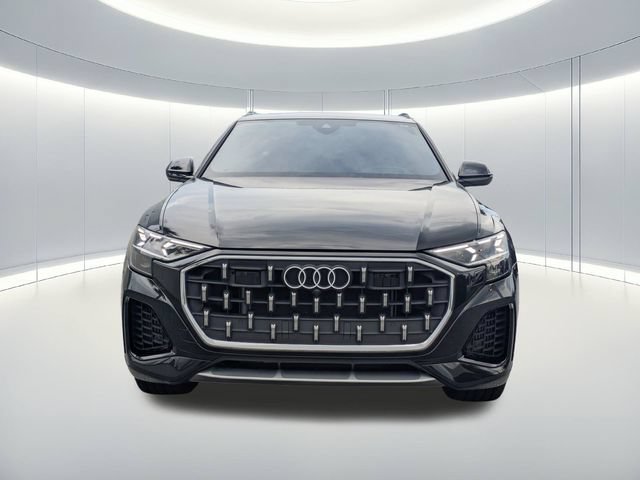 Used 2024 Audi Q8 Prestige w/ Prestige Package AWD/4WD image 9