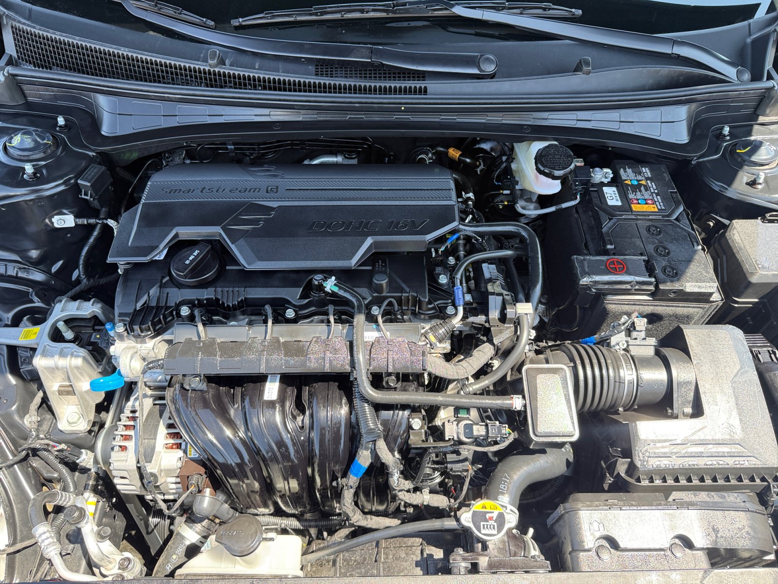 Certified 2026 Hyundai Elantra SE FWD image 20