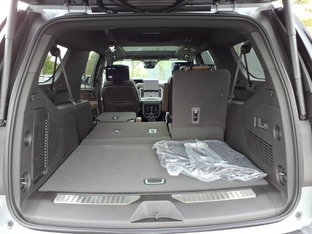 New 2027 GMC Yukon XL Denali Ultimate AWD/4WD image 22