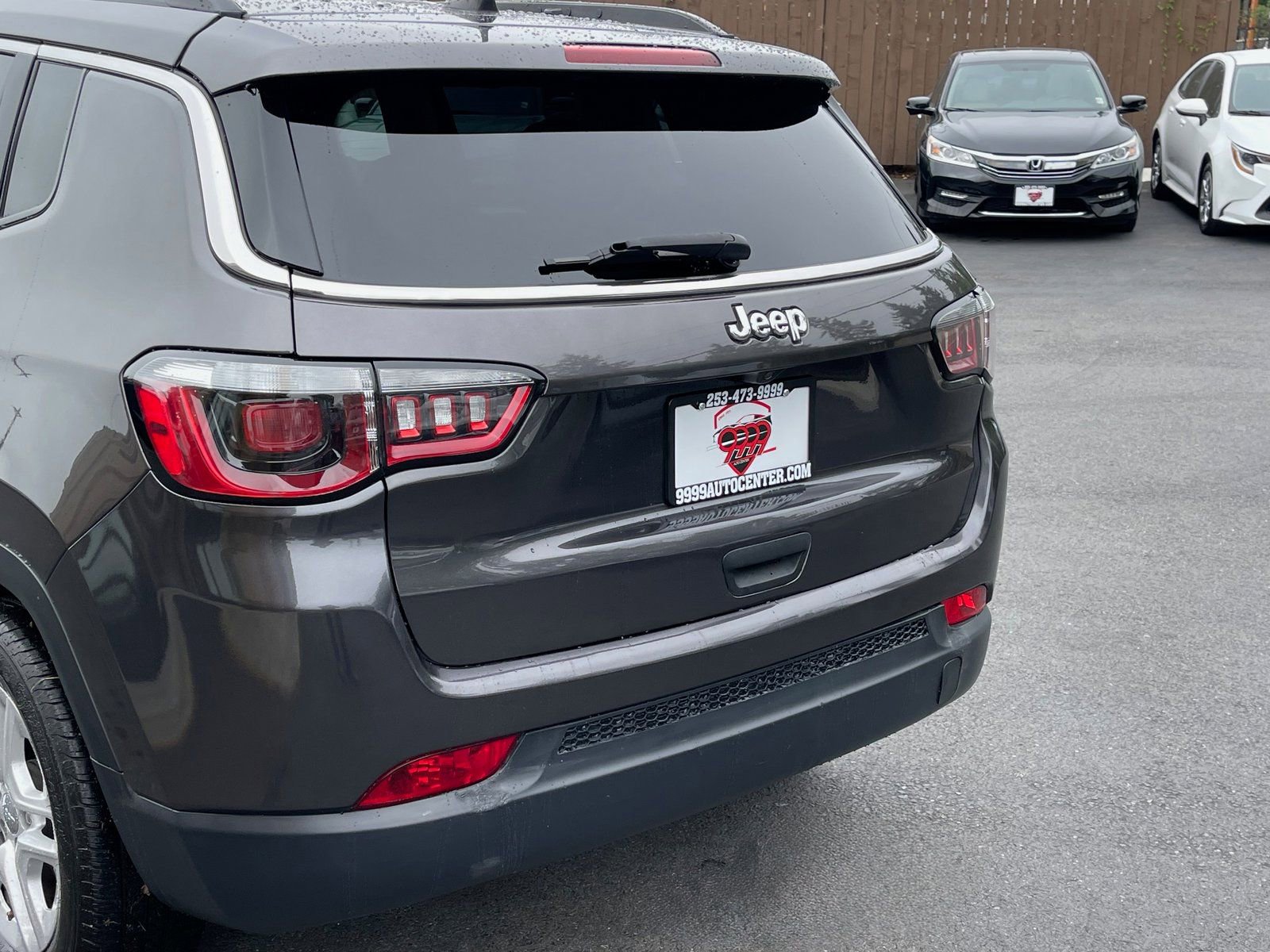 Used 2019 Jeep Compass Sport FWD image 6