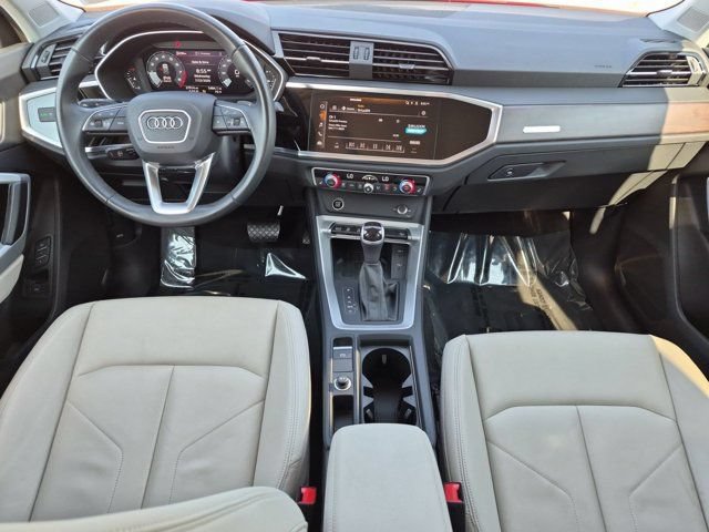 Certified 2024 Audi Q3 2.0T Premium AWD/4WD image 13