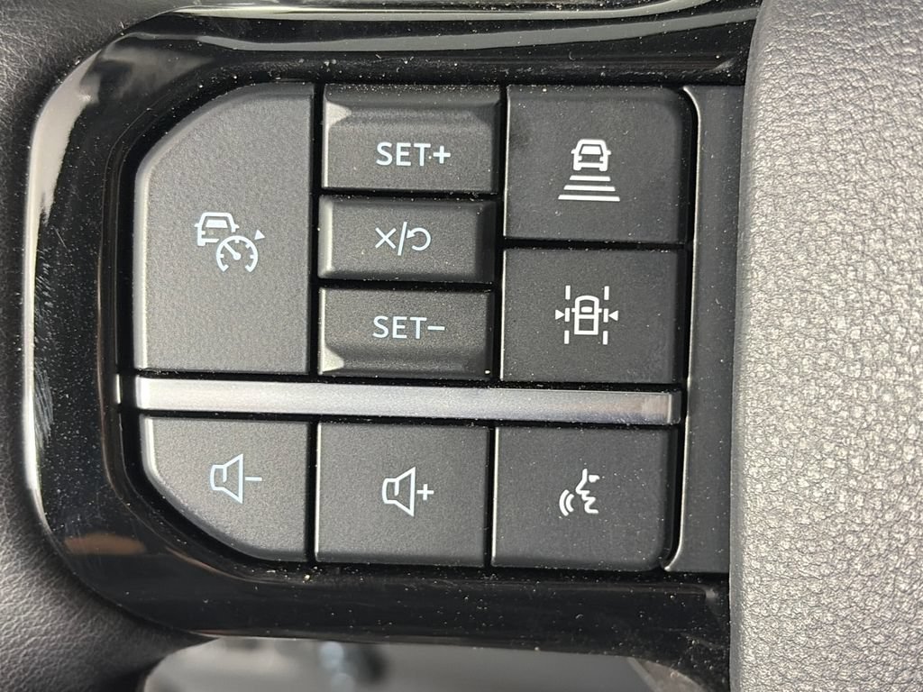 Used 2026 Ford F250 Lariat w/ Black Appearance Package AWD/4WD image 17