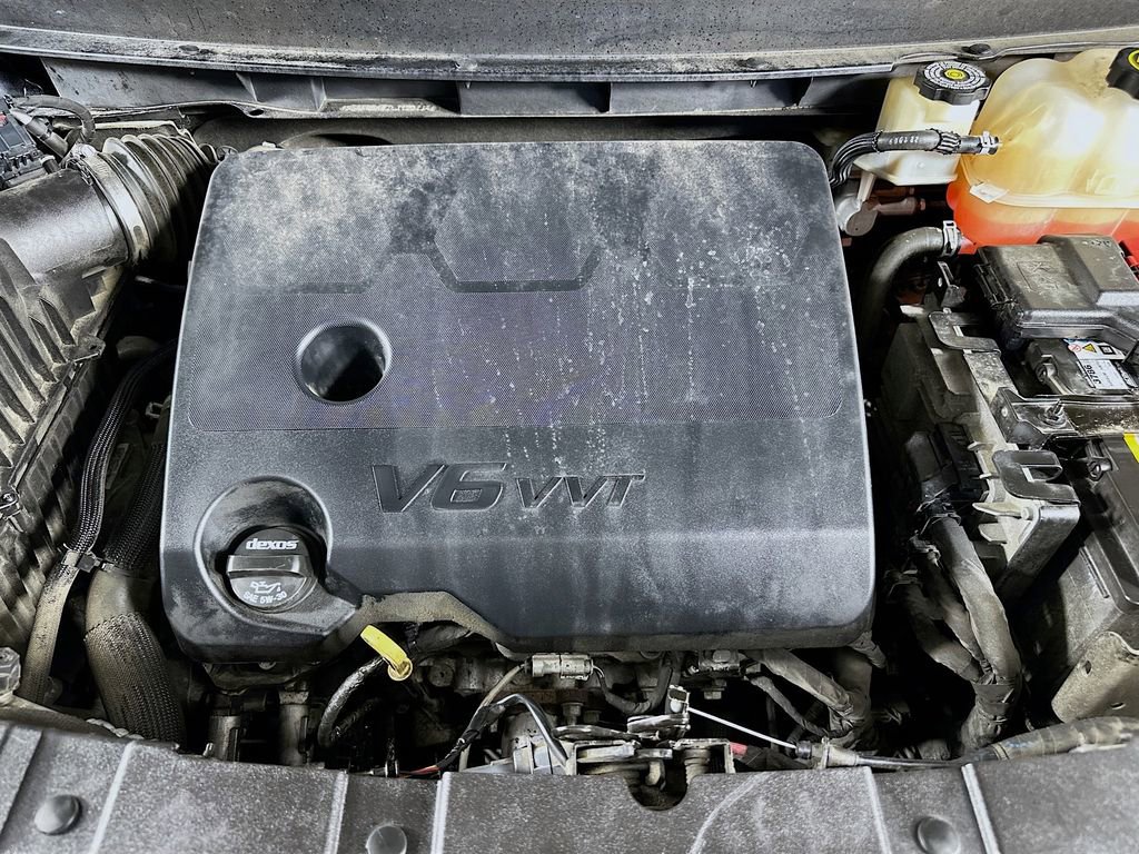 Used 2020 Buick Enclave Essence w/ LPO, Floor Liner Package image 38