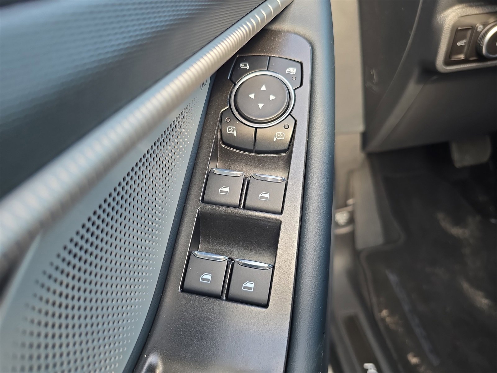 New 2026 Ford Explorer ST w/ Sun And Sound Package image 14