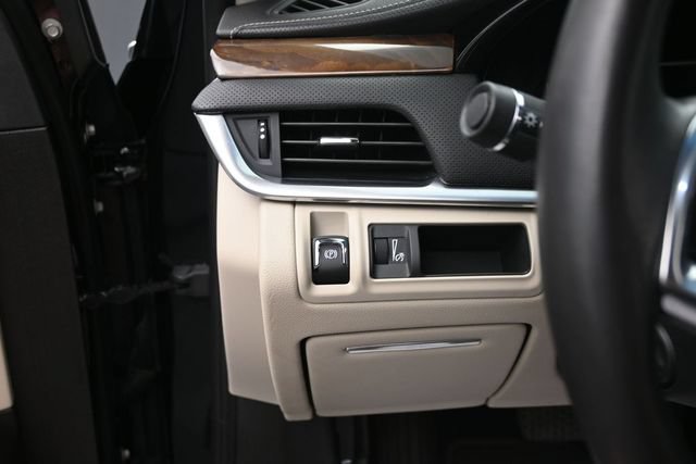 Used 2018 Cadillac XTS Luxury FWD image 29