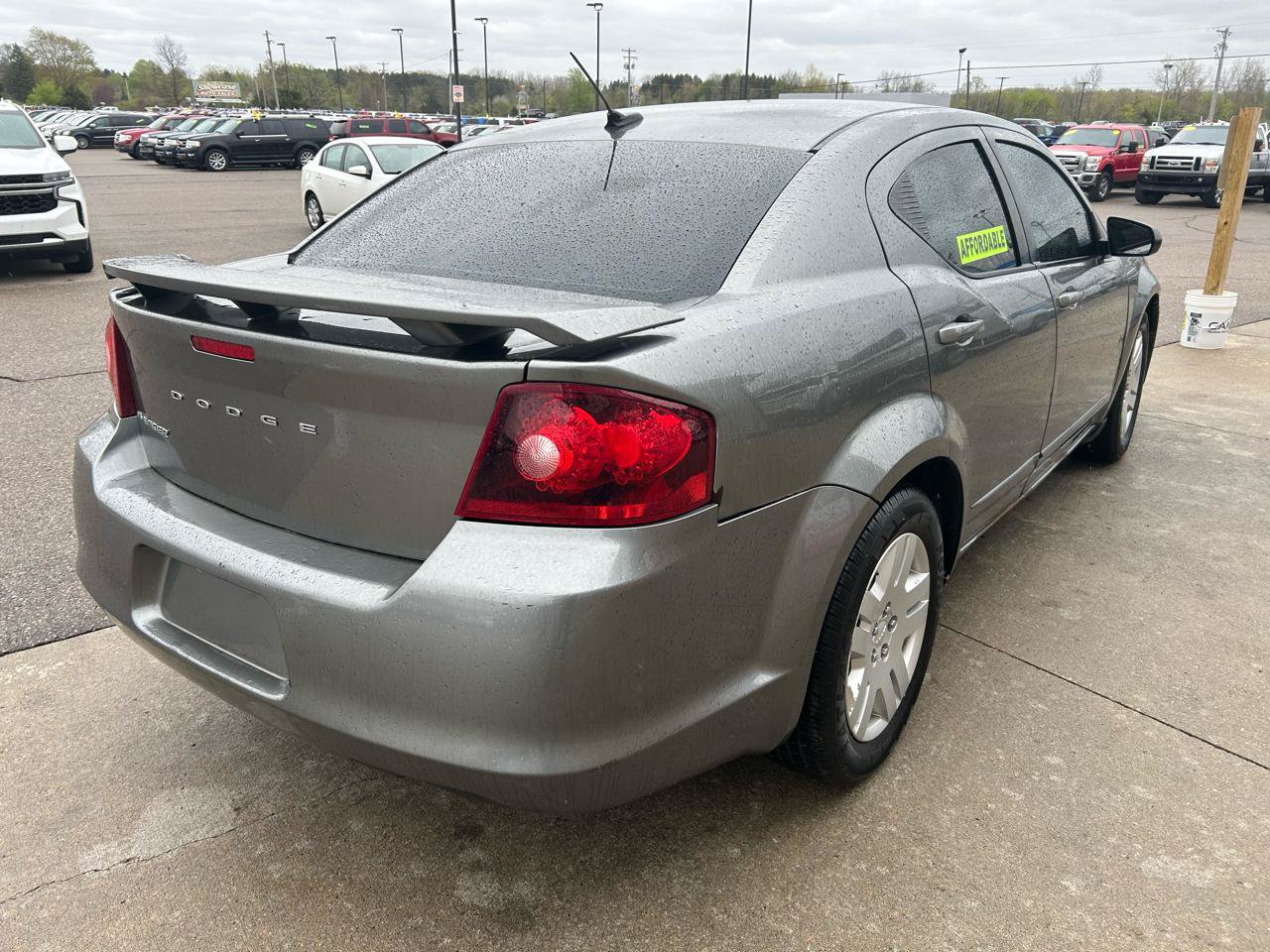 Used 2012 Dodge Avenger SE FWD image 5
