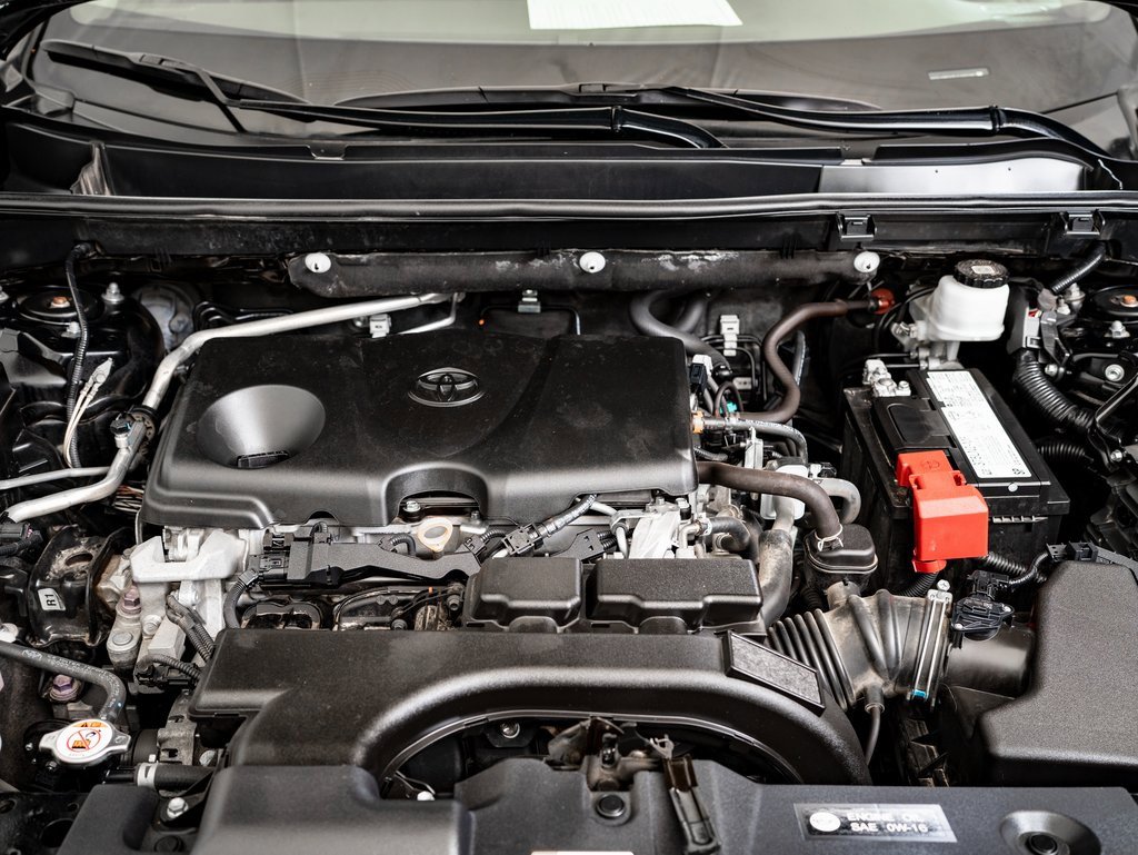 Used 2020 Toyota RAV4 AWD image 41