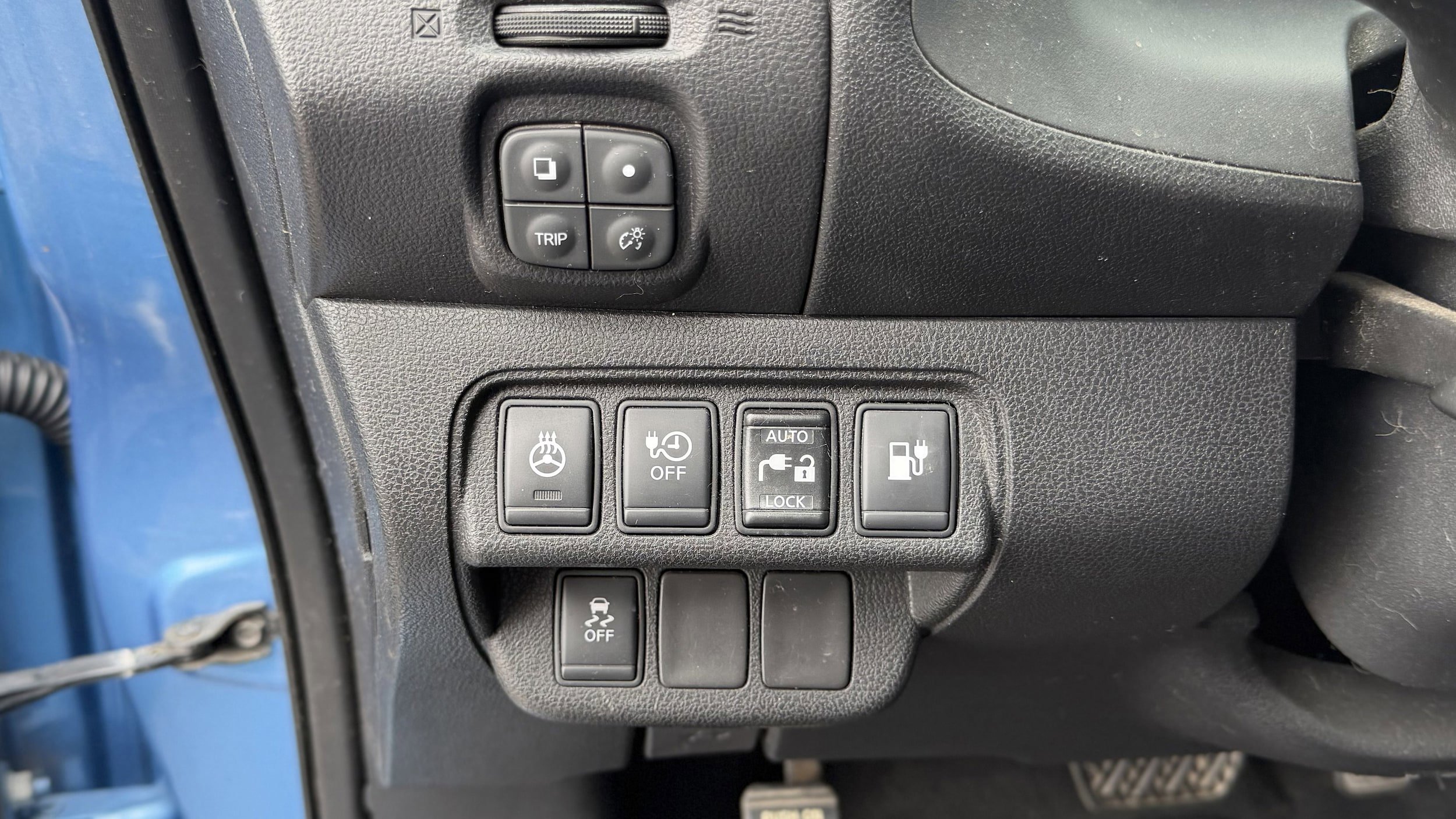 Used 2014 Nissan Leaf S FWD image 22