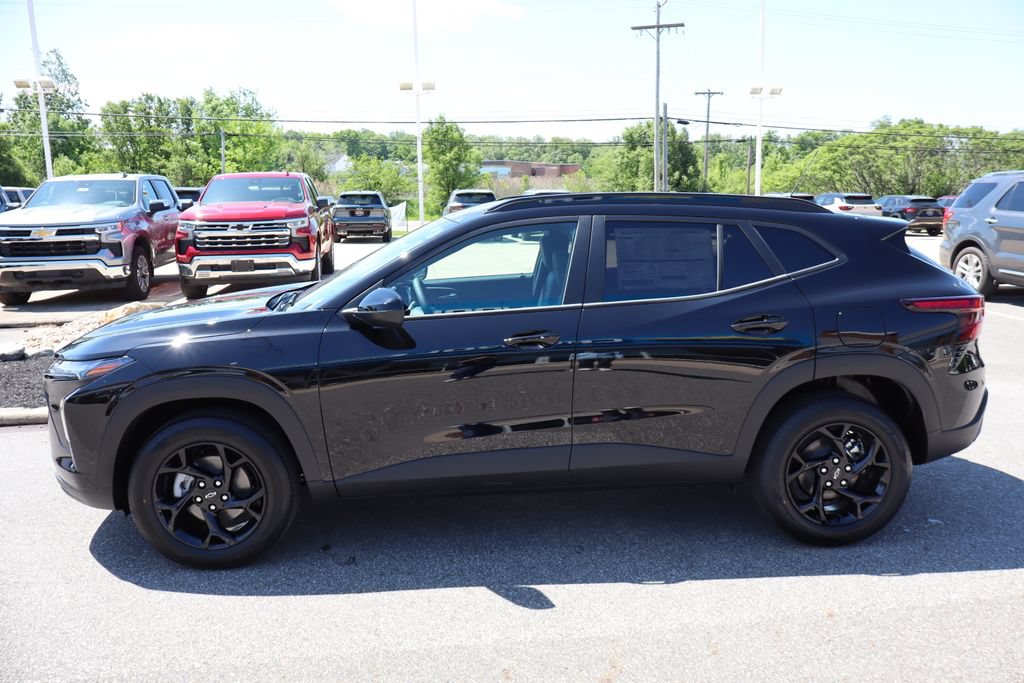 New 2026 Chevrolet Trax LT w/ Driver Confidence Package FWD image 25