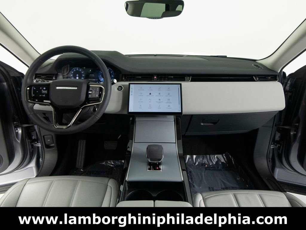 Used 2025 Land Rover Range Rover Evoque S AWD/4WD image 29