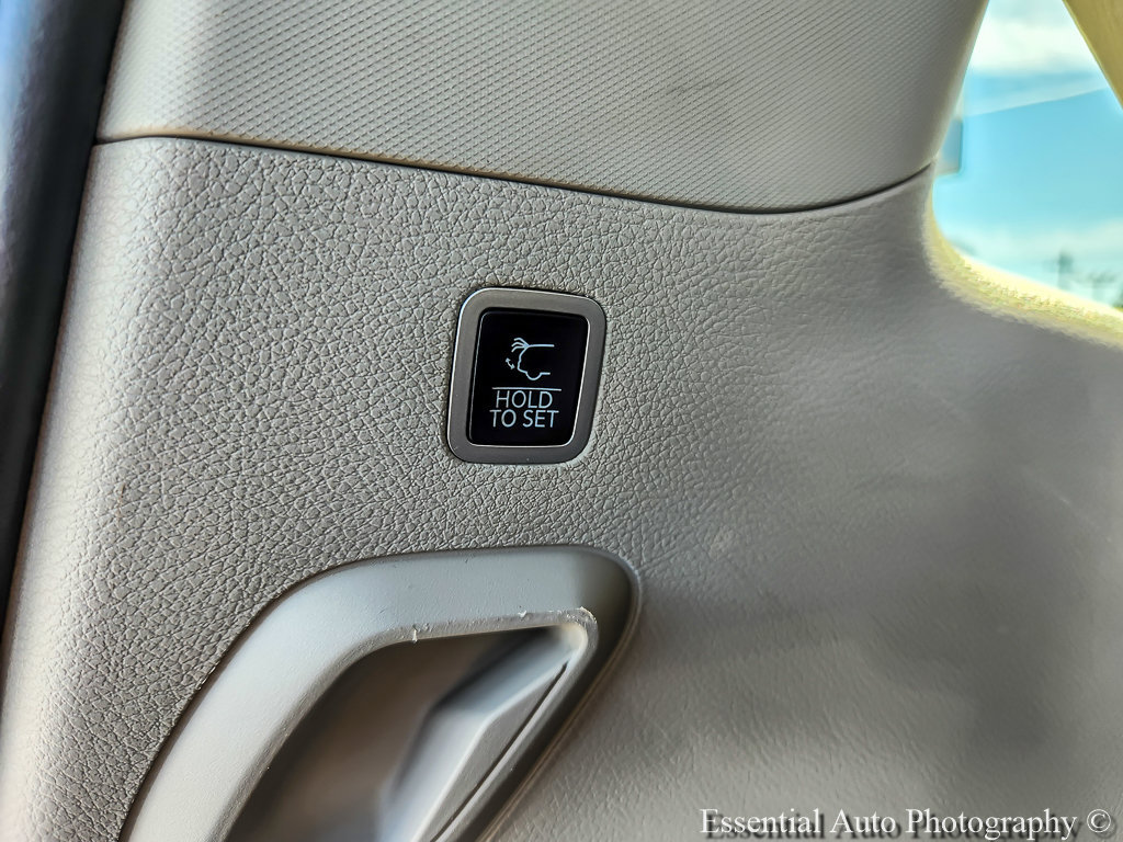 Used 2022 Jeep Wagoneer Series I w/ Convenience Group I AWD/4WD image 20
