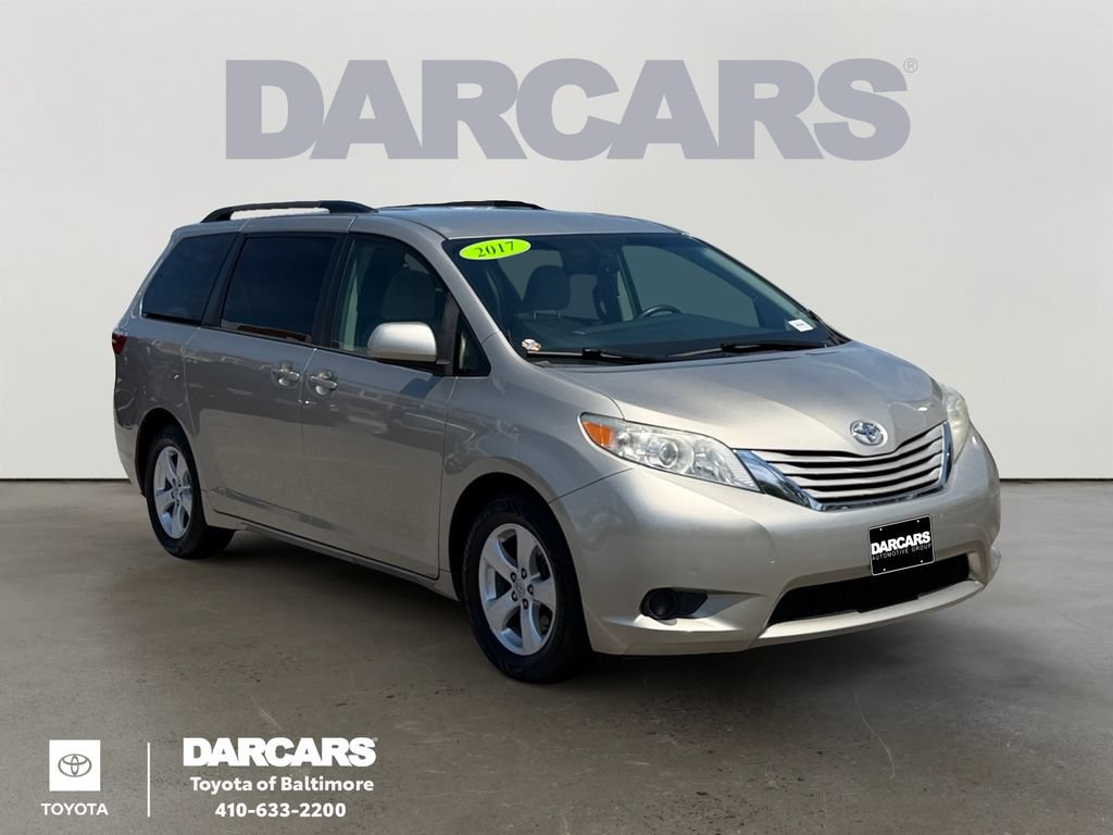 Used 2017 Toyota Sienna LE