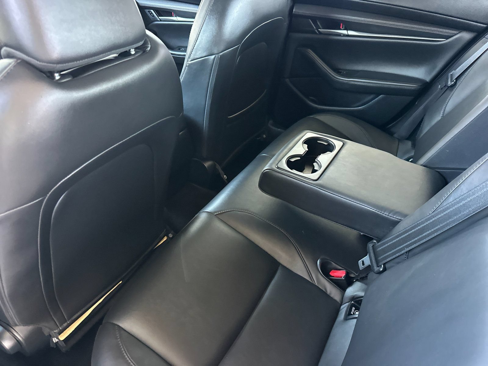Used 2024 MAZDA MAZDA3 s FWD image 11