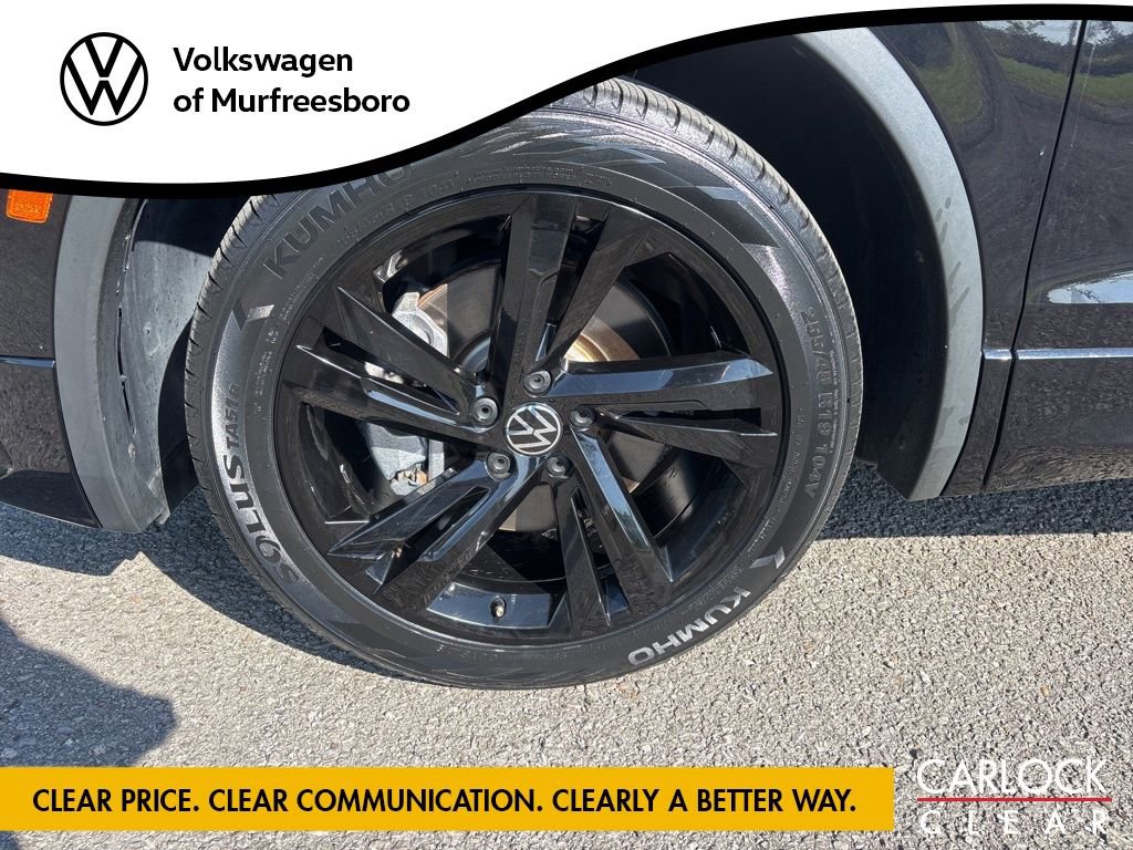 Certified 2023 Volkswagen Tiguan SE R-Line FWD image 8