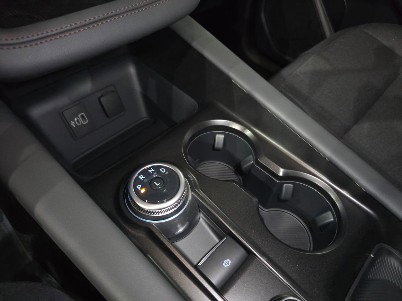 New 2026 Ford Explorer Active image 30