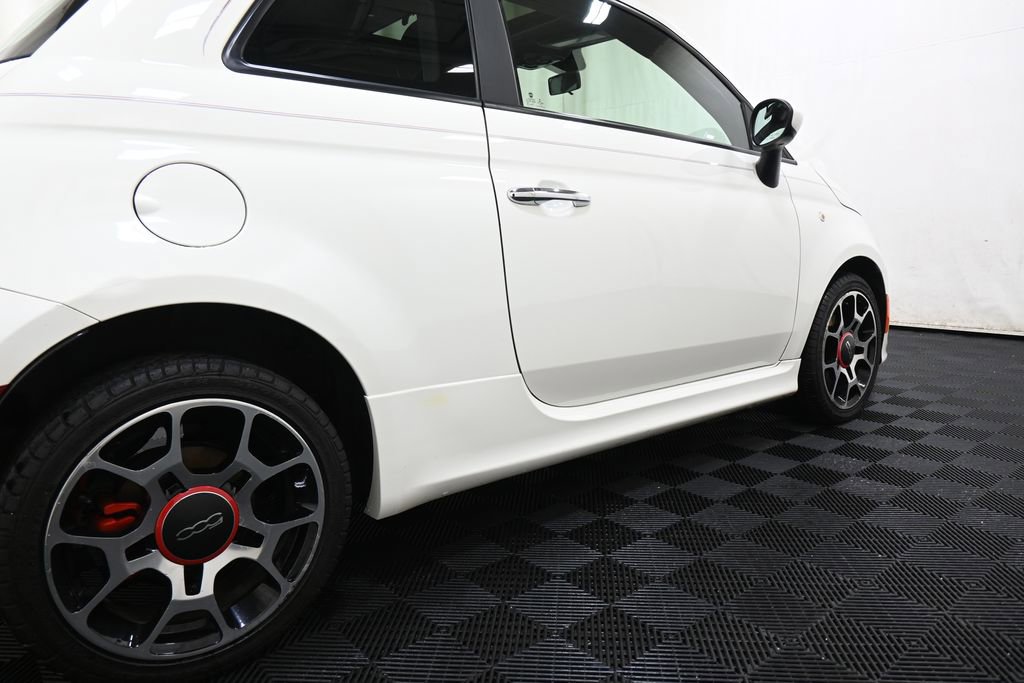 Used 2013 FIAT 500 Turbo w/ Beats Audio Pkg FWD image 11