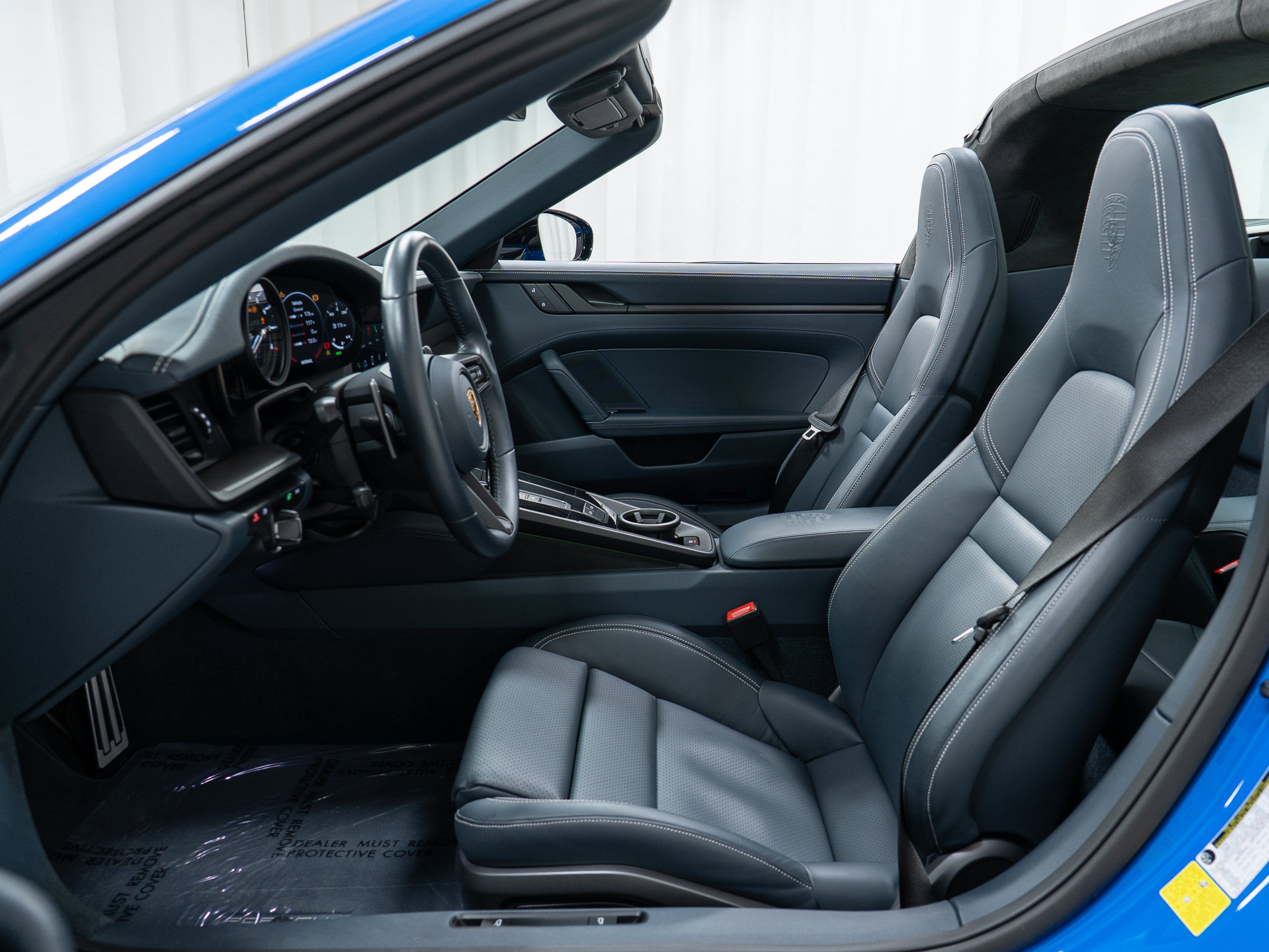 Certified 2023 Porsche 911 Targa 4 GTS w/ Premium Package AWD/4WD image 16