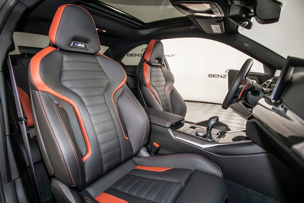 Used 2025 BMW M2 w/ Lighting Package image 21